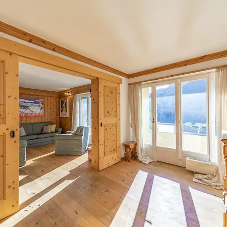 Chesa Bellavista - דירה